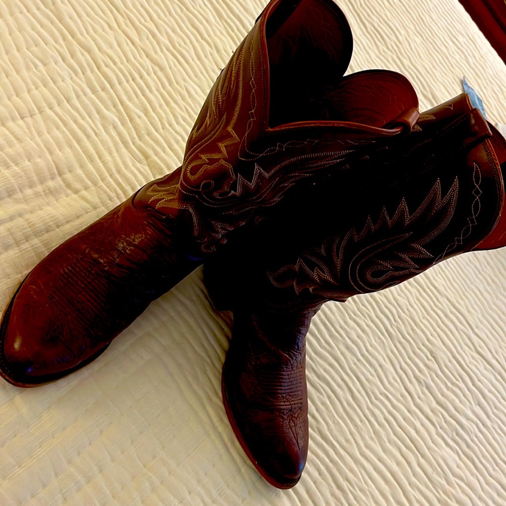 Lucchese Mens Antelope Cowboy boots
